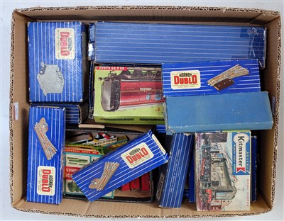 Lot 954 - Box of mixed Hornby Dublo 3-rail track...