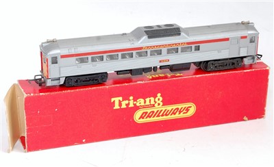 Lot 986 - A Triang R352 TC series Budd Rail diesel car...