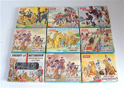 Lot 1521 - Nine various boxed Airfix H0/00 scale plastic...