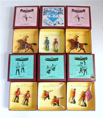 Lot 1194 - 12 various boxed Britains single issue soldier...