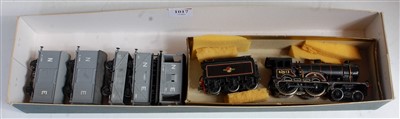 Lot 1017 - Tray containing whitemetal kit built BR lined...