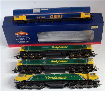 Lot 1010 - A Bachmann 31-586 class 70 diesel locomotive...