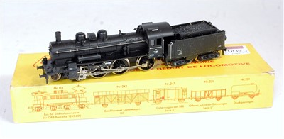 Lot 1039 - Liliput H0 Ref. 10810 black 4-6-0 engine and...