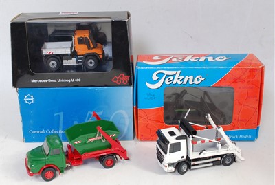 Lot 2623 - Three various boxed 1/50 scale commercial...