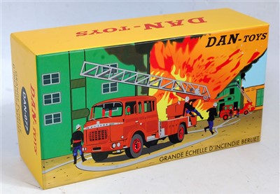 Lot 1976 - A Dan Toys No. DAN-077 model of a Berliet...