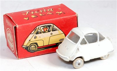 Lot 2633 - A Quiralu Isetta Velam original example...