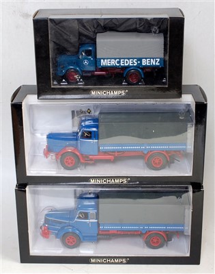 Lot 2669 - Three various boxed Minichamps 1/43 scale...