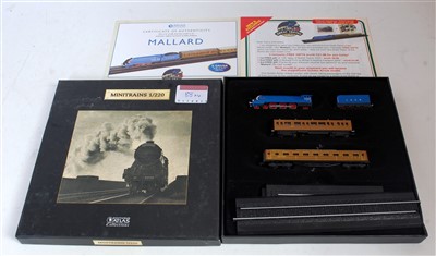 Lot 88 - Four limited edition Minitrains scale 1/220,...