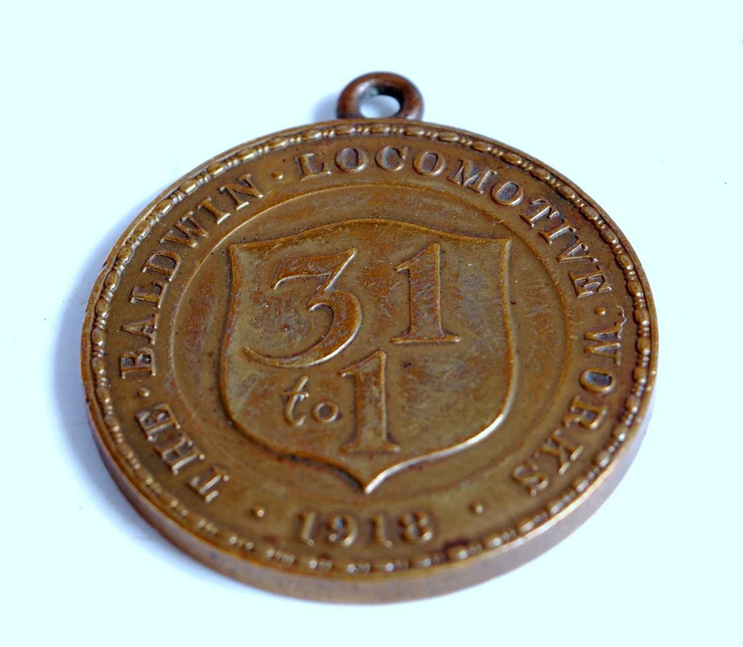 Lot 97 - An American WWI medallion issued by the...