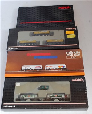 Lot 1077 - Marklin Mini-Club Ref. 8216, 82071, 82431 and...