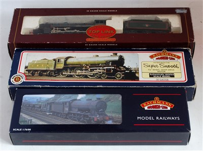 Lot 1095 - Hornby Top Link R2014 BR lined green...