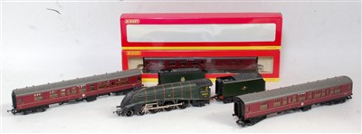 Lot 1097 - A Hornby BR lined green class A4 engine and...