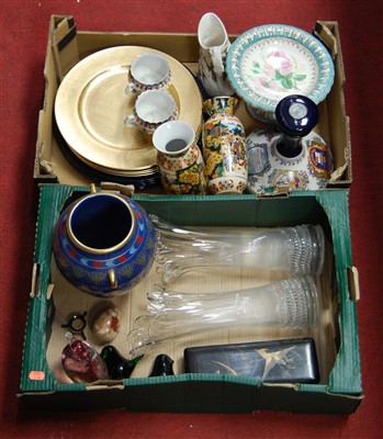 Lot 86 - Two boxes of miscellaneous china and glassware,...
