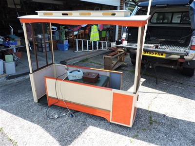 Lot 156 - 5" gauge scratch built tram, has an electric...