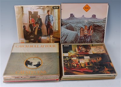 Lot 685 - A large collection of vinyl LP's to include