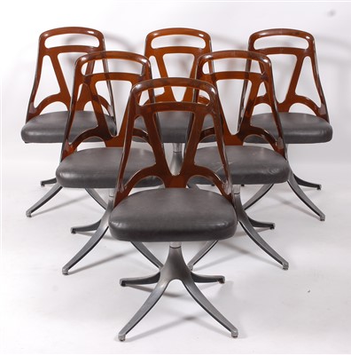 Lot 515 - A set of six Italian 1960s polypropylene...