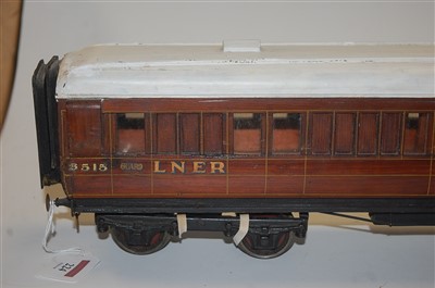 Lot 224 - Gauge 1 LNER bogie corridor coach composite No....