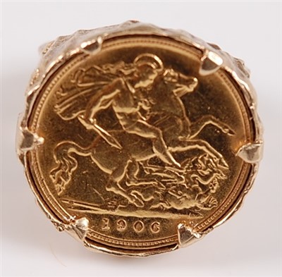Lot 2138 - Great Britain, 1906 gold half sovereign