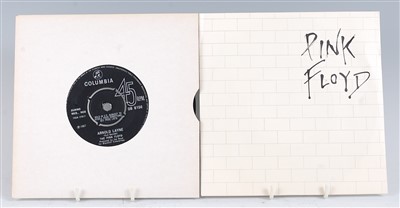 Lot 661 - The Pink Floyd, Arnold Layne / Candy and a Current Bun