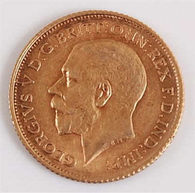 Lot 2134 - Great Britain, 1912 gold half sovereign