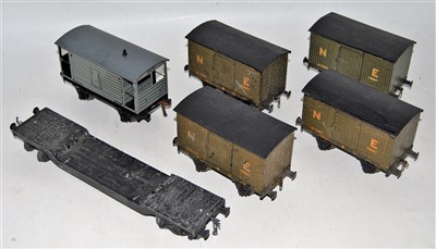 Lot 240 - Six wagons and one loco tender; 4x...