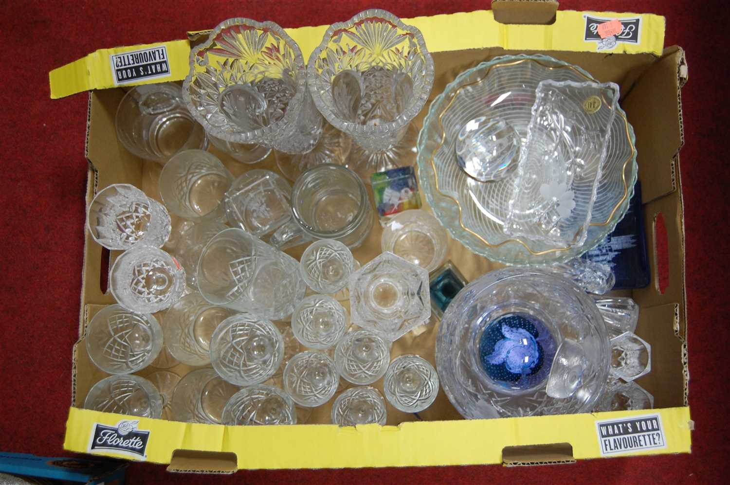 Lot 76 - A box of miscellaneous glassware, to include...