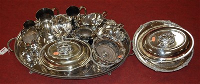 Lot 227 - Assorted plated wares, to include gallery tray...