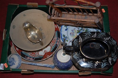 Lot 150 - A box of miscellaneous items, to include a...