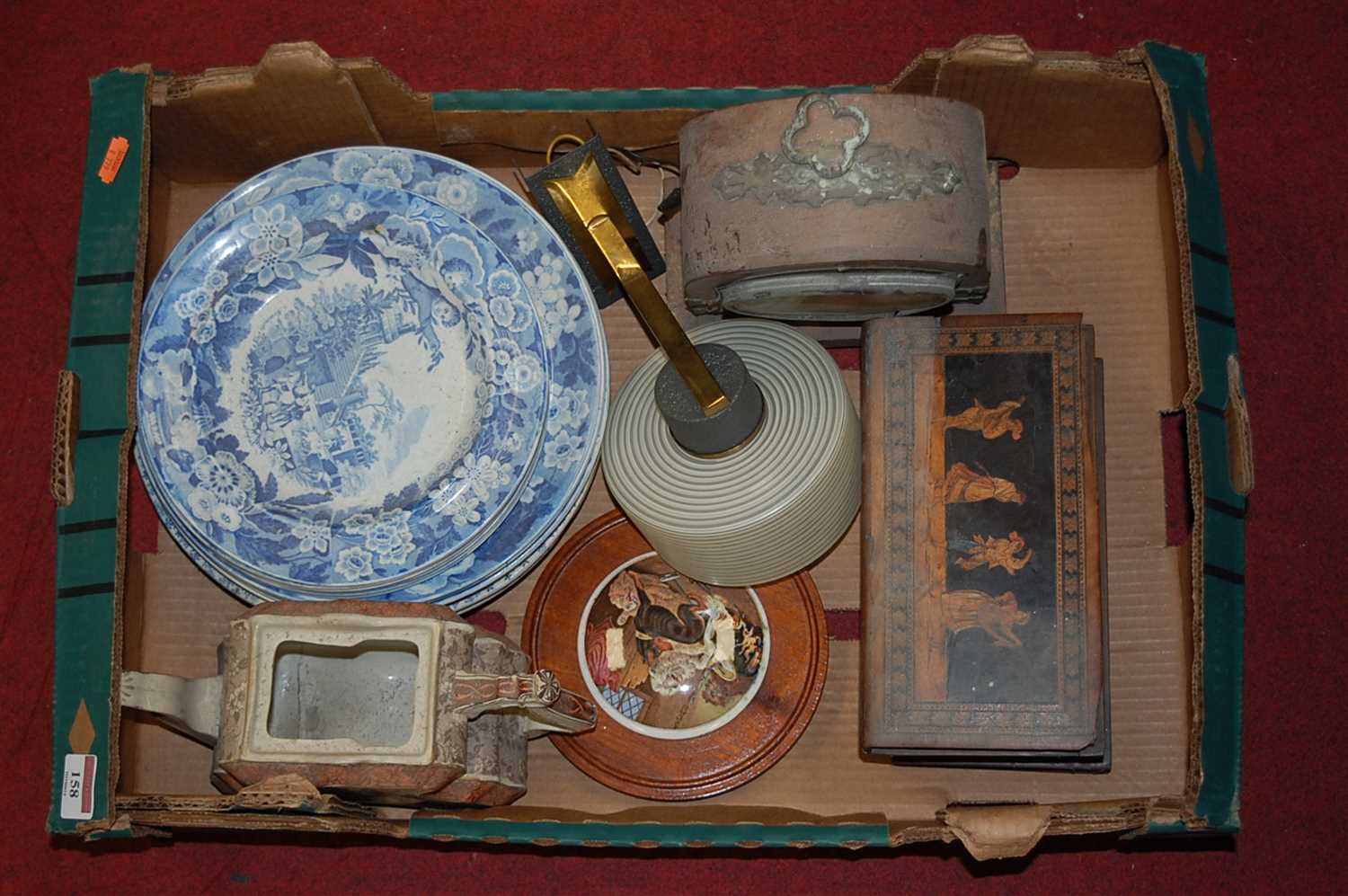 Lot 158 - A box of miscellaneous items, to include a...