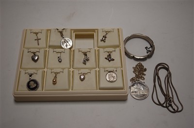Lot 357 - A collection of mainly silver and white metal...