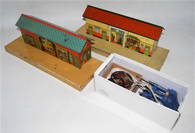 Lot 254 - Two Hornby stations and a few accessories,...