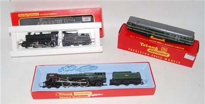 Lot 642 - Triang R357 BR green class AIA-AIA diesel...