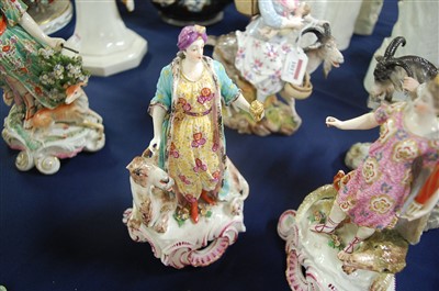 Lot 1019 - A pair of early 19th century English porcelain...