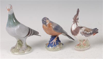Lot 121 - A Royal Copenhagen porcelain model of a Pigeon,...