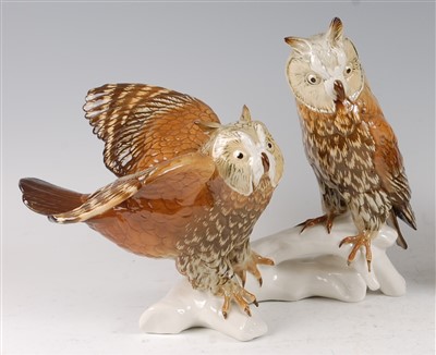 Lot 129 - Karl Ens - a large porcelain model of two Owls,...