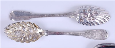 Lot 1108 - A pair of George III Irish silver berry...