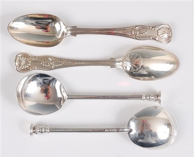 Lot 1071 - A set of six Victorian silver teaspoons, in...
