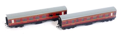 Lot 657 - Two Hornby Dublo D3 LMS coaches one Br/3rd,...