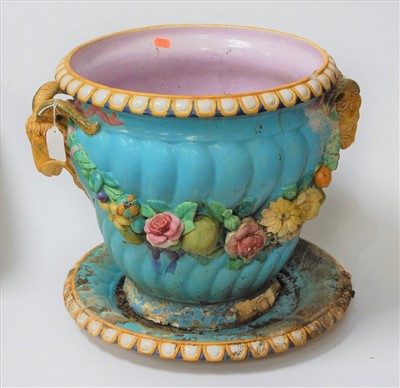 Lot 65 - A Mintons style jardinière on stand (with...
