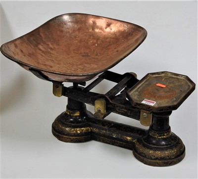 Lot 157 - A Victorian kitchen pan scale (lacking weights)