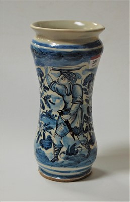 Lot 200 - A 19th century Italian maiolica vase, of...