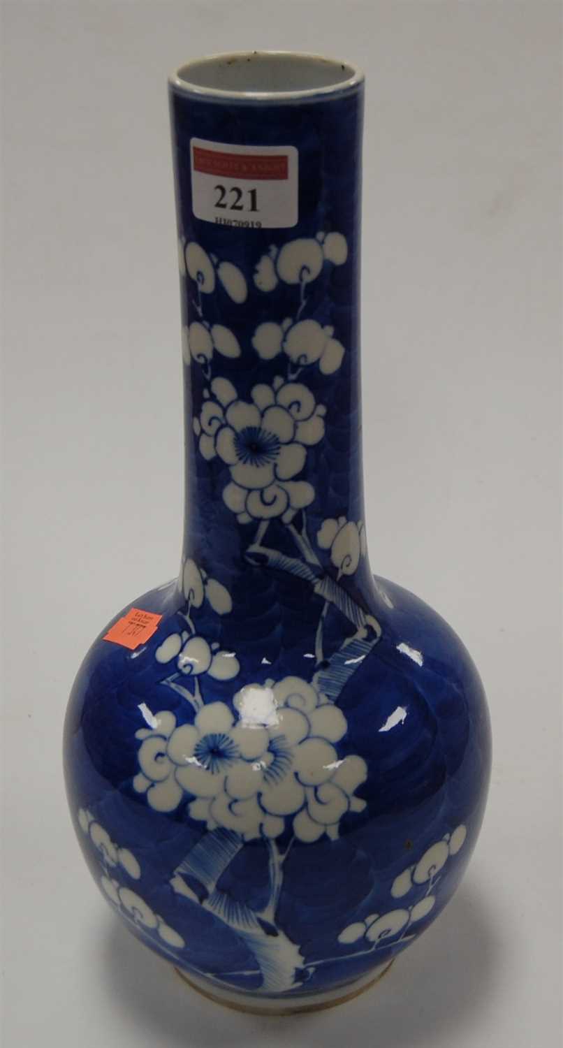Lot 221 - A Chinese export 'broken ice' pattern bottle...
