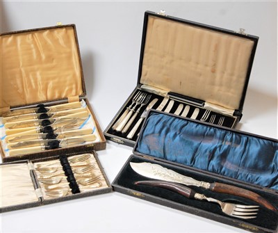Lot 291 - A cased set of six 20th century silver handled...