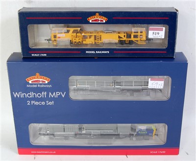 Lot 519 - A Bachmann 31-575 2-piece set of Windhoff MPV...