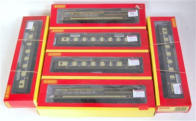 Lot 536 - A selection of Hornby later series Pullman...