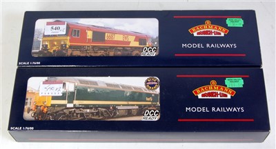 Lot 540 - Bachmann 32-733 class 66 diesel locomotive EWS...