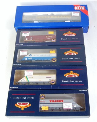 Lot 551 - 4 Bachmann bogie hopper wagons, mixed liveries...