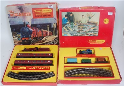 Lot 560 - 2 Triang Hornby train sets RS8 'The Midlander'...