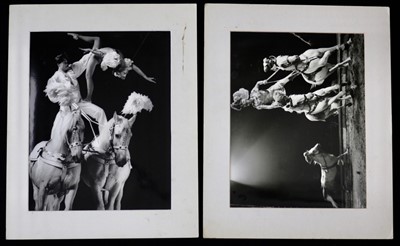 Lot 308 - Photographs of horse acts (5)