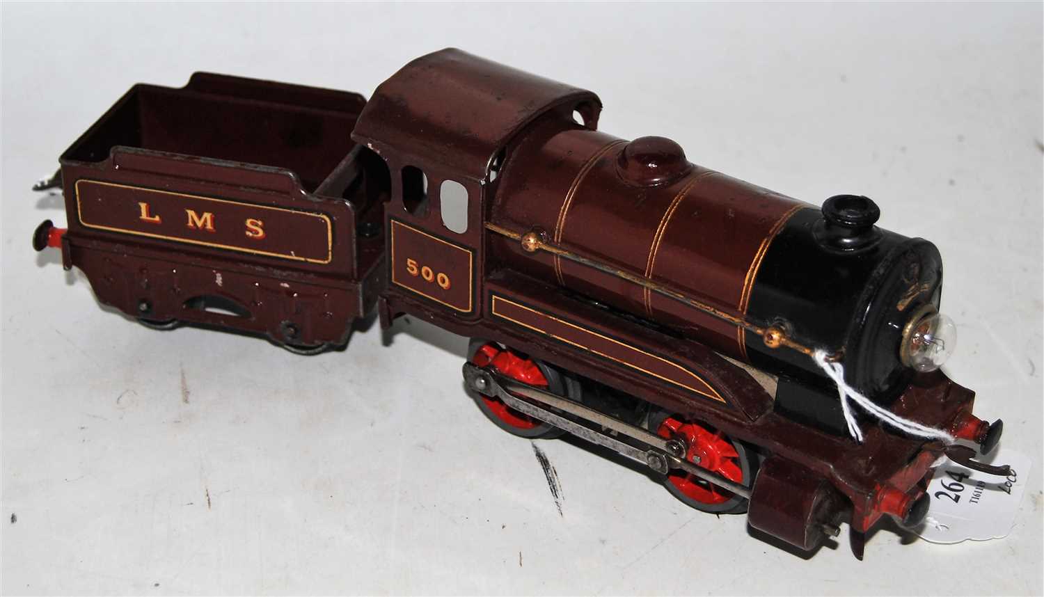 Lot 264 - 1937-8 Hornby 0-4-0 No.EO20 loco & tender, 20v...